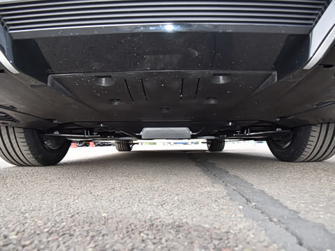 2026�� �Ŀ� eDrive 40 L ��ҹ��װ