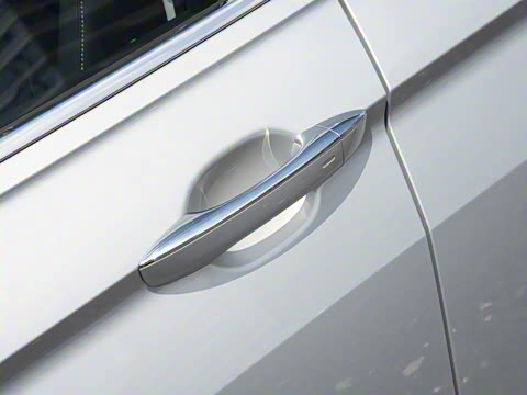 2025�� ���ڿ� 300TSI �Զ��������ڰ�