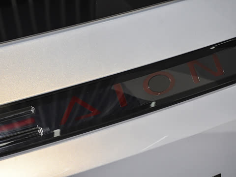 2025�� Plus 430 ������