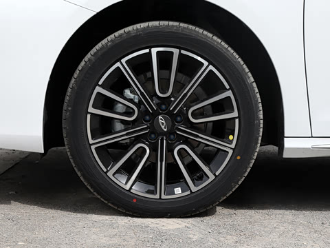 2026�� 1.6T ������