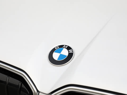 2026�� xDrive25L M�˶���ҹ��װ