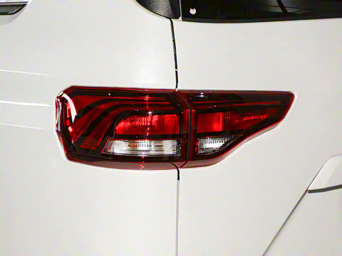 2025�� 2.0L �ֶ���������� 9��