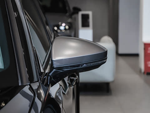 2025��  RS 6 4.0T Avant performance