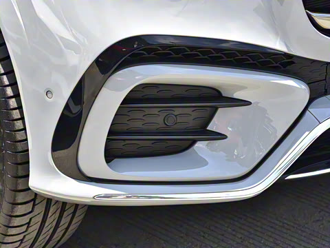 2025�� GLS 450 4MATIC ������