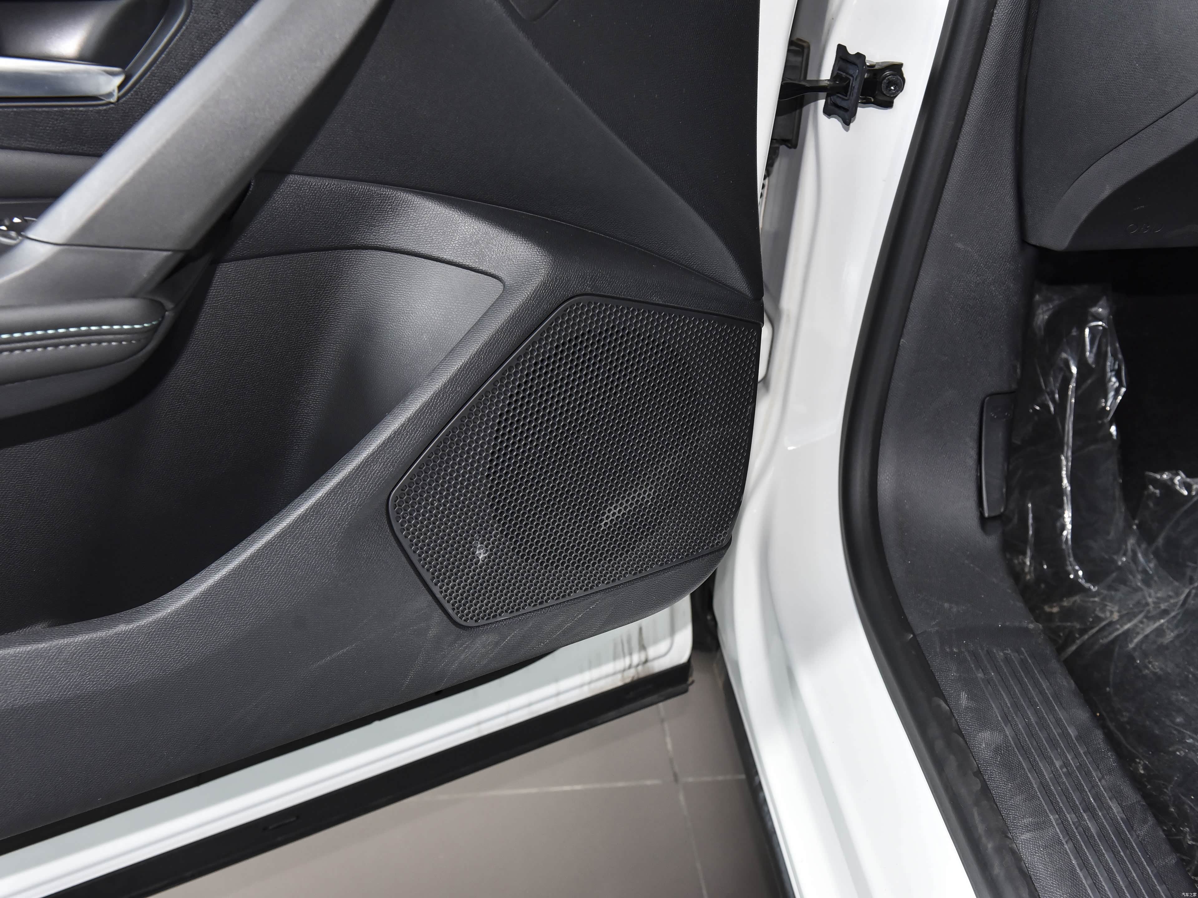 Peugeot 408, миниатюра 25