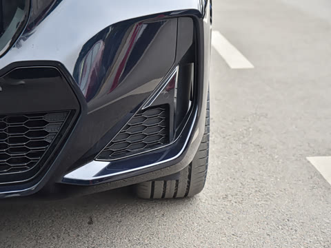 2026�� xDrive25Li M�˶���ҹ��װ