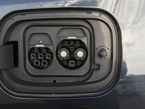 2026�� ���� 1215 Ԫ�����а�