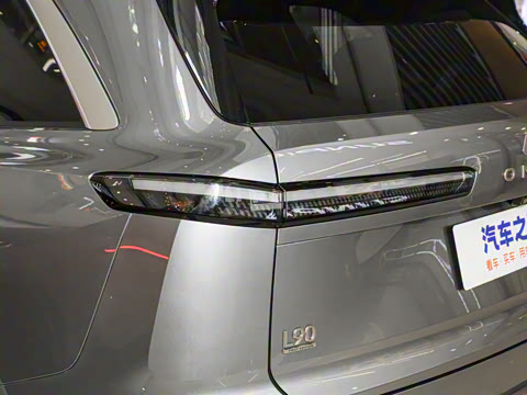 2025�� Pro ������