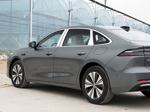 2026�� EM-i 235km ̽��+��