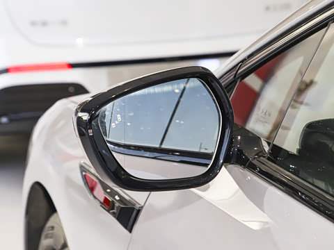 2025�� 640 ���� ��ѡ��