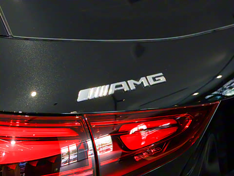 2025�� AMG GLA 35 4MATIC