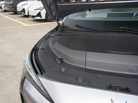 2025�� �Ŀ� 560PRO 185kW