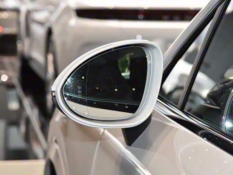 2026�� Cayenne Coup�� 3.0T