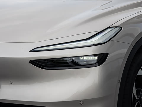2026�� 85kWh Max+