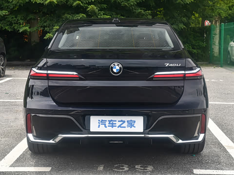 2026�� �Ŀ� 740Li ������ M�˶���װ