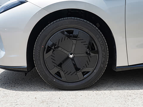 2026�� 535 PLUS�����
