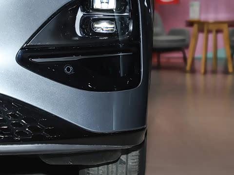 2025�� 625 ������ Max �Ƽ���