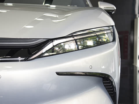 2025�� EV �Ǽݰ� 635KM�콢��