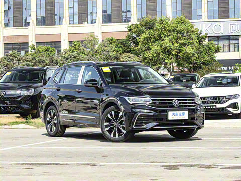 2025�� ���ڿ� 330TSI �Զ�����R-Line��ҫ��