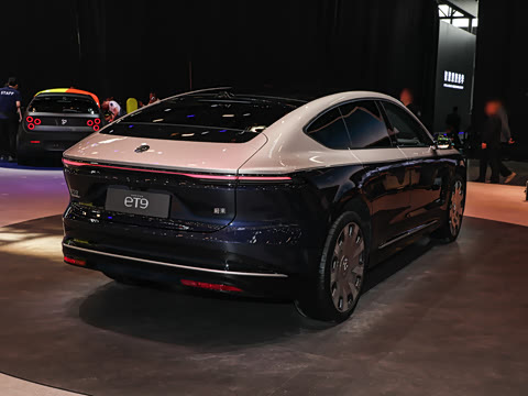 2025�� 102kWh ��ƽ���ر��