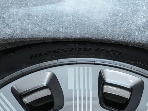 2025�� 102kWh ��ƽ���ر��