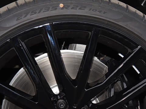 2026�� �Ŀ� xDrive 40Li ������M�˶���ҹ��װ