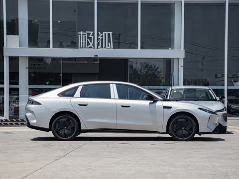 2026�� 460PLUS