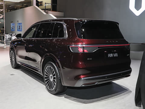 2025�� ���� Ultra�� 53.4kWh 6���� (896�߼����״