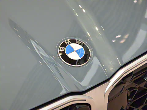 2025�� sDrive25i M�˶���װ