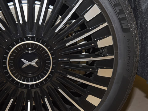 2026�� ���� 665 Max
