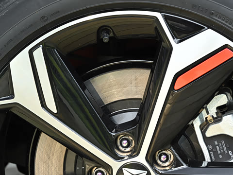 2026�� 550Ultra ��ΪǬ��ADS SE��