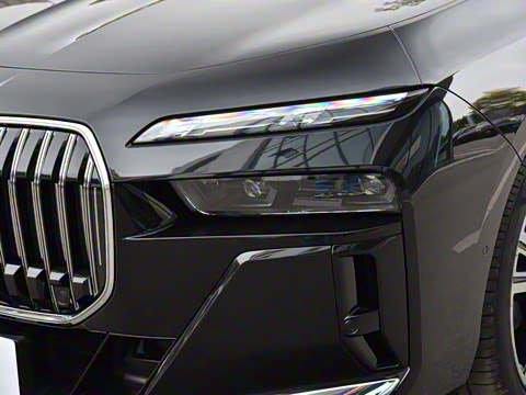 2026�� 740Li ������ M�˶���װ