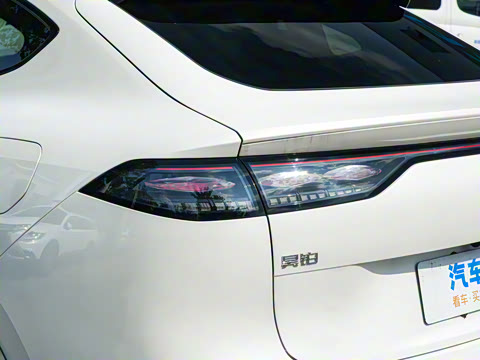 2025�� 670 Max��