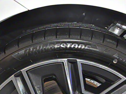 2026�� xDrive 50L M�˶���װ