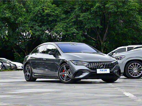 2023�� AMG EQE 53 4MATIC+