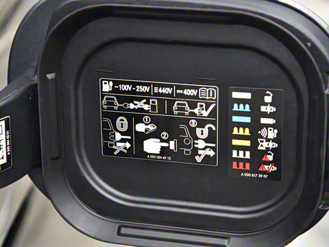 2023�� AMG EQE 53 4MATIC+