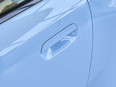 2026�� M240i xDrive