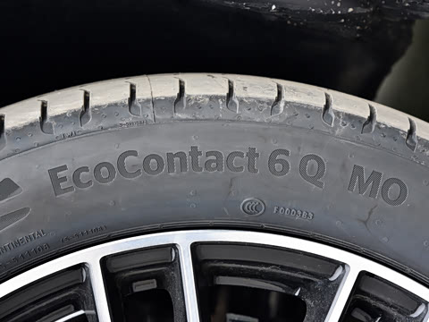 2026�� GLC 300 L 4MATIC ������