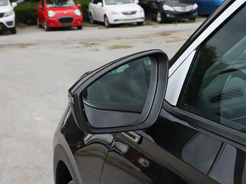 2025��  330TSI ����Ѳ�� ������