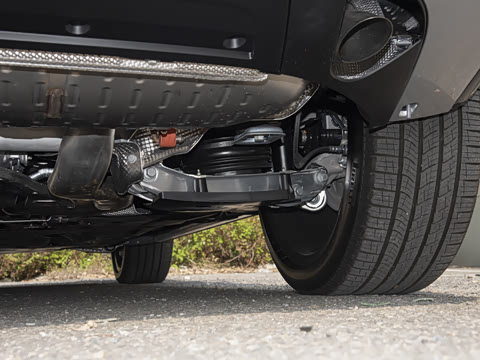 2026�� 3.0 L6 400PS AB�����