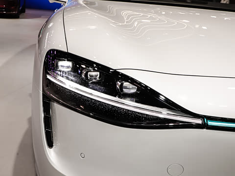 2026�� ���� Ultra ���� 100kWh (896�߼����״