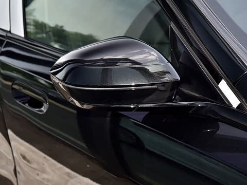 2026�� 525i M�˶���װ