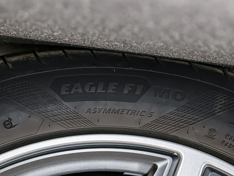 2025�� 500 4MATIC