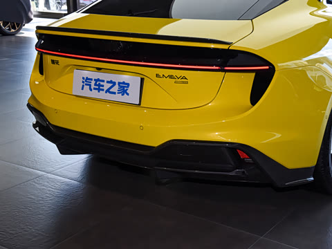 2026�� 900 GOLD 5��