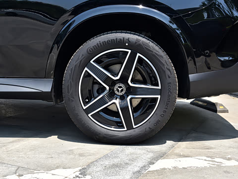 2026�� �Ŀ� GLC 260 4MATIC ����SUV