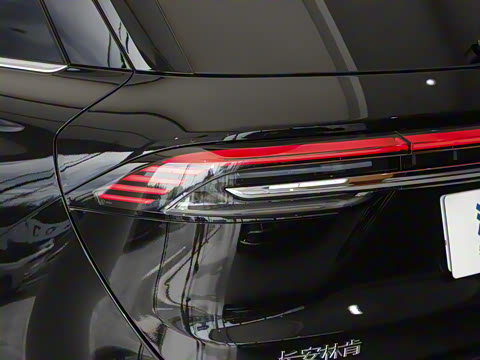 2025�� 2.0T ����������