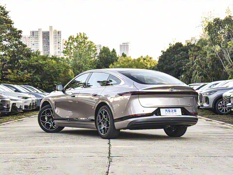 2026�� ������������� 730������