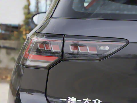 2026�� 380TSI DSG GTI