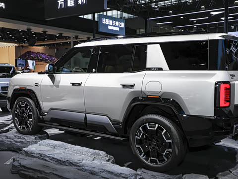 2025�� �����콢�� 7��