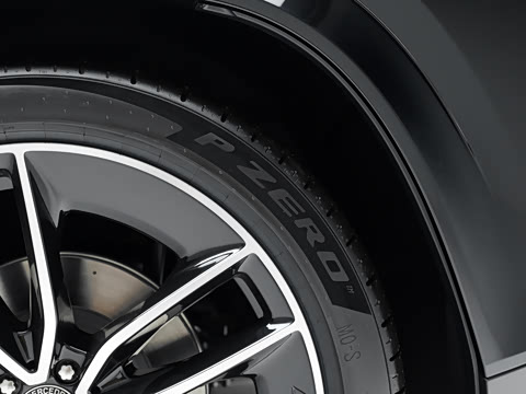 2026�� 450L 4MATIC